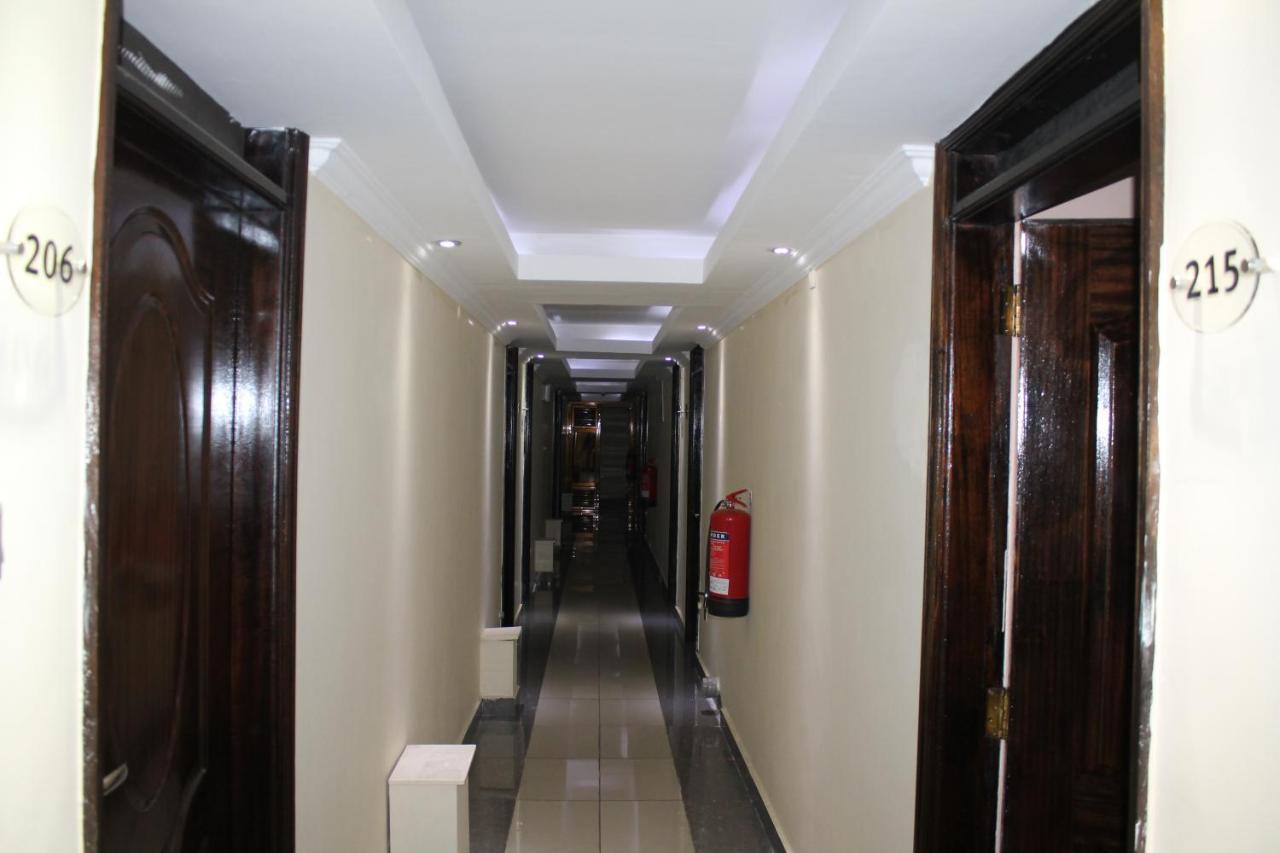 Airport Landing Hotel Nairobi Eksteriør bilde